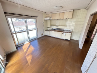 【居間・リビング】