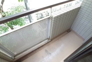【バルコニー】