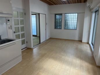 【居間・リビング】