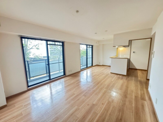 【居間・リビング】