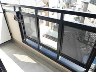 【バルコニー】