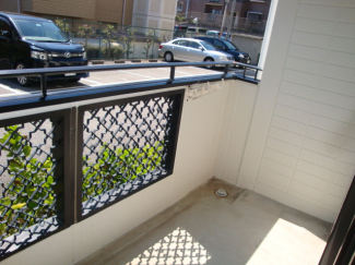 【バルコニー】