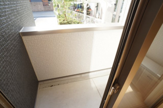 【バルコニー】