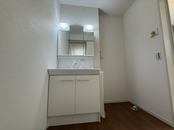 【独立洗面台】