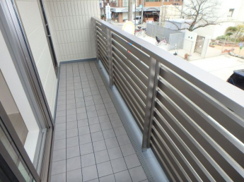 【バルコニー】