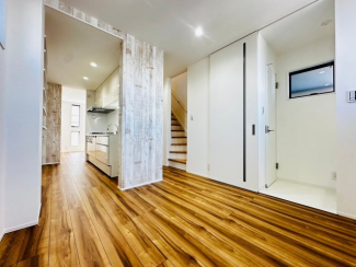 【居間・リビング】