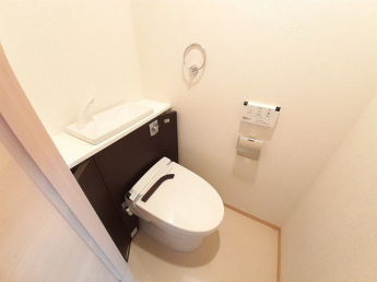 シンプルで使いやすいトイレです