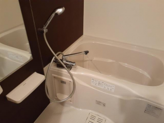 ゆったり過ごせるお風呂です