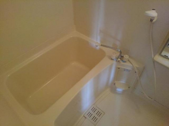 お風呂で日々の疲れを落としましょう