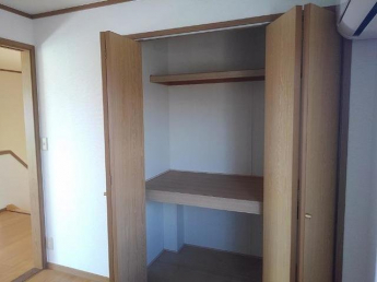 小物を収納するのに便利です