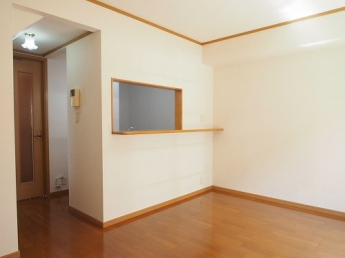 ゆったり過ごせる居間です