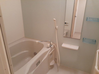 日々の疲れを癒すお風呂付です