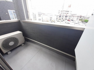 広々としたバルコニーです