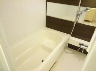 日々の疲れを癒すお風呂付です