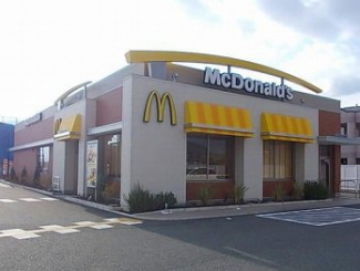 マクドナルド　姫路東山店まで350m