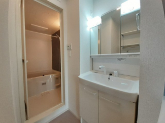 忙しい朝には欠かせない洗面所です