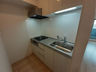 コンパクトなキッチンで掃除もラクラク