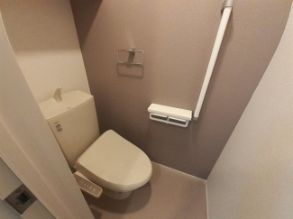 落ち着いたトイレです