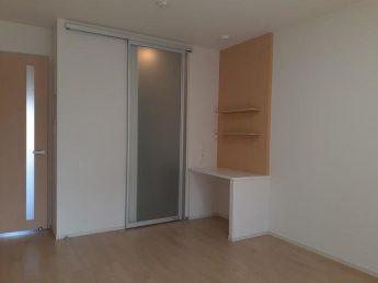 こちらの居間で趣味の時間をお楽しみください