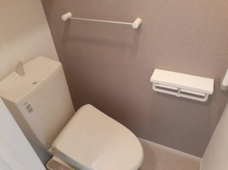 清潔感のあるトイレです