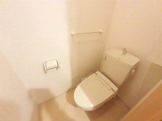 シンプルで使いやすいトイレです