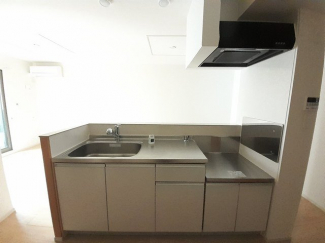 コンパクトなキッチンで掃除もラクラク