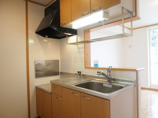 コンパクトなキッチンで掃除もラクラク