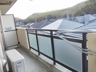 陽当たり良好なバルコニーです