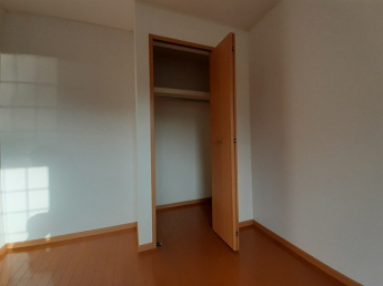 たっぷりとした収納スペースです