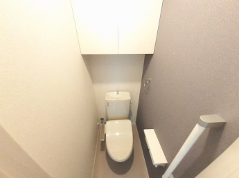 清潔感のあるトイレです