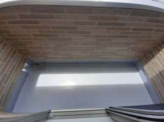 外からの目が気にならないバルコニーで洗濯物が干せます