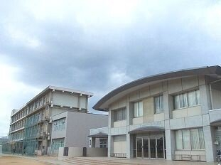 英賀保小学校まで40m