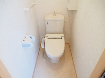 ゆったりとした空間のトイレです