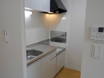 コンパクトなキッチンで掃除もラクラク