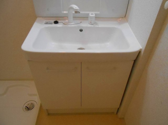 コンパクトで使いやすい洗面所