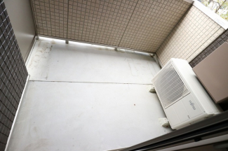 【バルコニー】