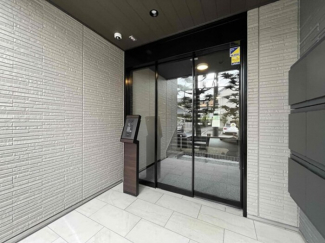 【エントランス】