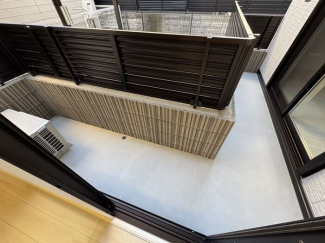 【バルコニー】