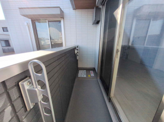 【バルコニー】