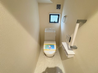 清潔感のあるトイレです