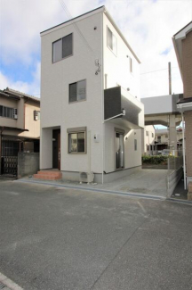 姫路市野里上野町２丁目の一戸建ての画像