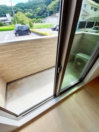 【バルコニー】