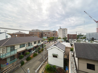 神戸学院大学が望めます