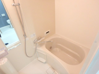 ゆったり過ごせるお風呂です