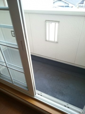 【バルコニー】