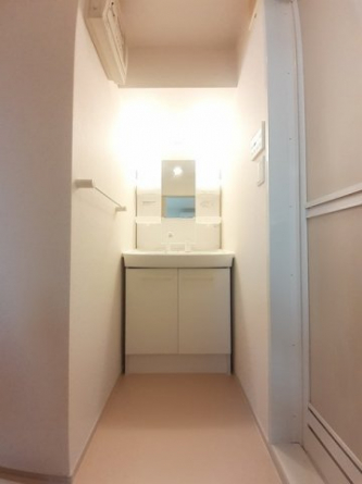 【洗面所】