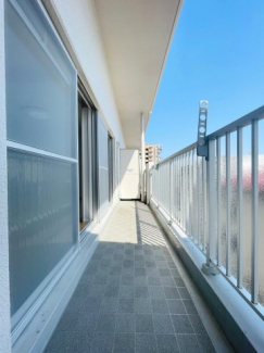 【バルコニー】