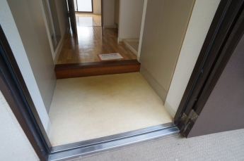 【玄関】