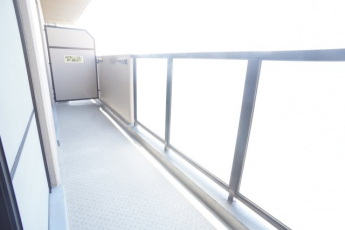 【バルコニー】