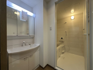 【独立洗面台】